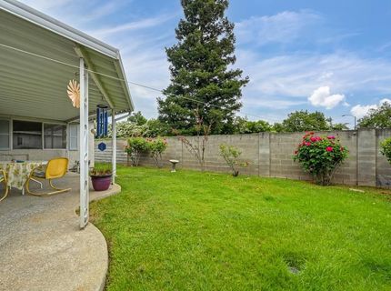 7505 Sunwest Ln, Sacramento, CA 95828 Photo