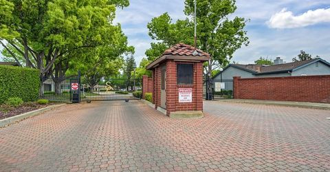 7505 Sunwest Ln, Sacramento, CA 95828 Photo