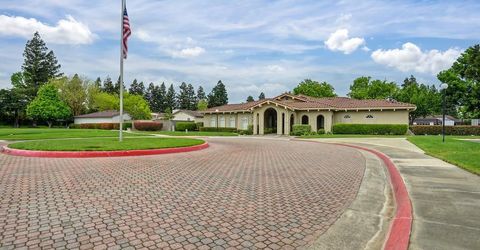 7505 Sunwest Ln, Sacramento, CA 95828 Photo