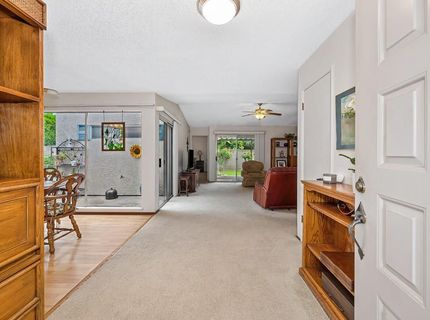 7505 Sunwest Ln, Sacramento, CA 95828 Photo