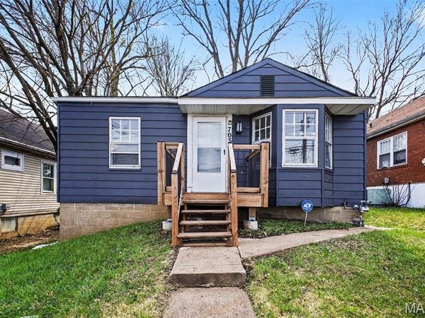 7030 Emma Avenue , St Louis, MO 63136