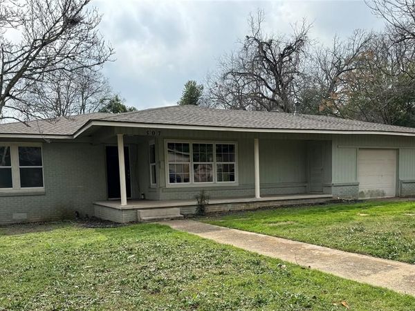 507 Davis Drive, Athens, TX 75751