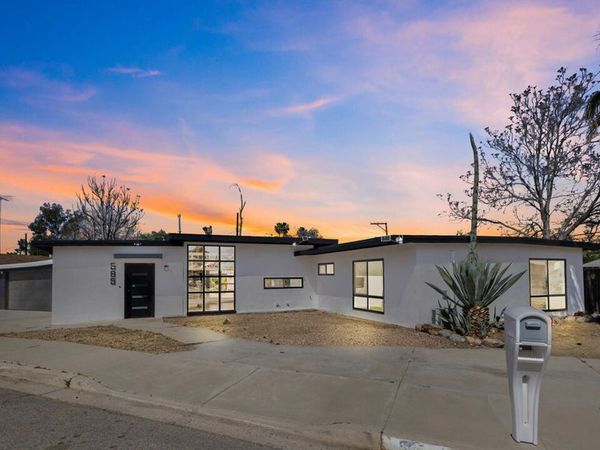 585 E Mead Street, San Jacinto, CA 92583