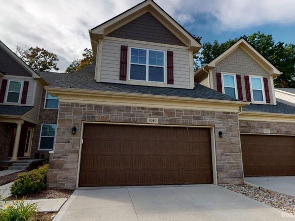 3010 N Spurway Drive, Ann Arbor, MI 48105