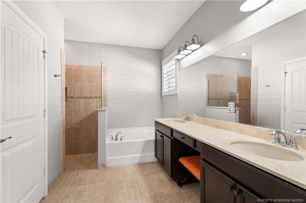 445 NW Sunflower Place, Jensen Beach, FL 34957 Photo