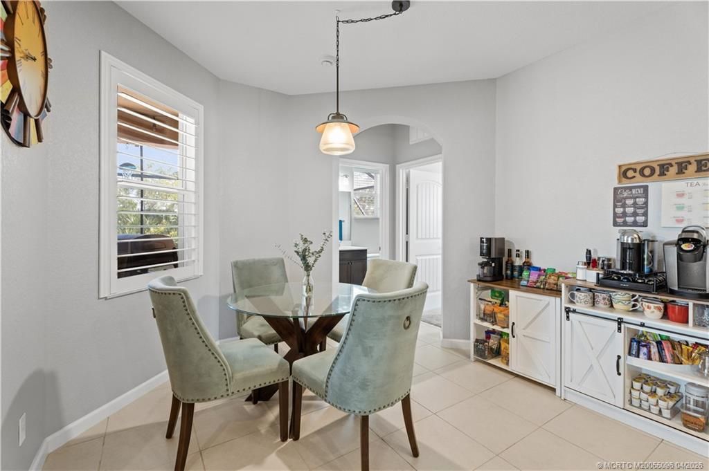 445 NW Sunflower Place, Jensen Beach, FL 34957 Photo