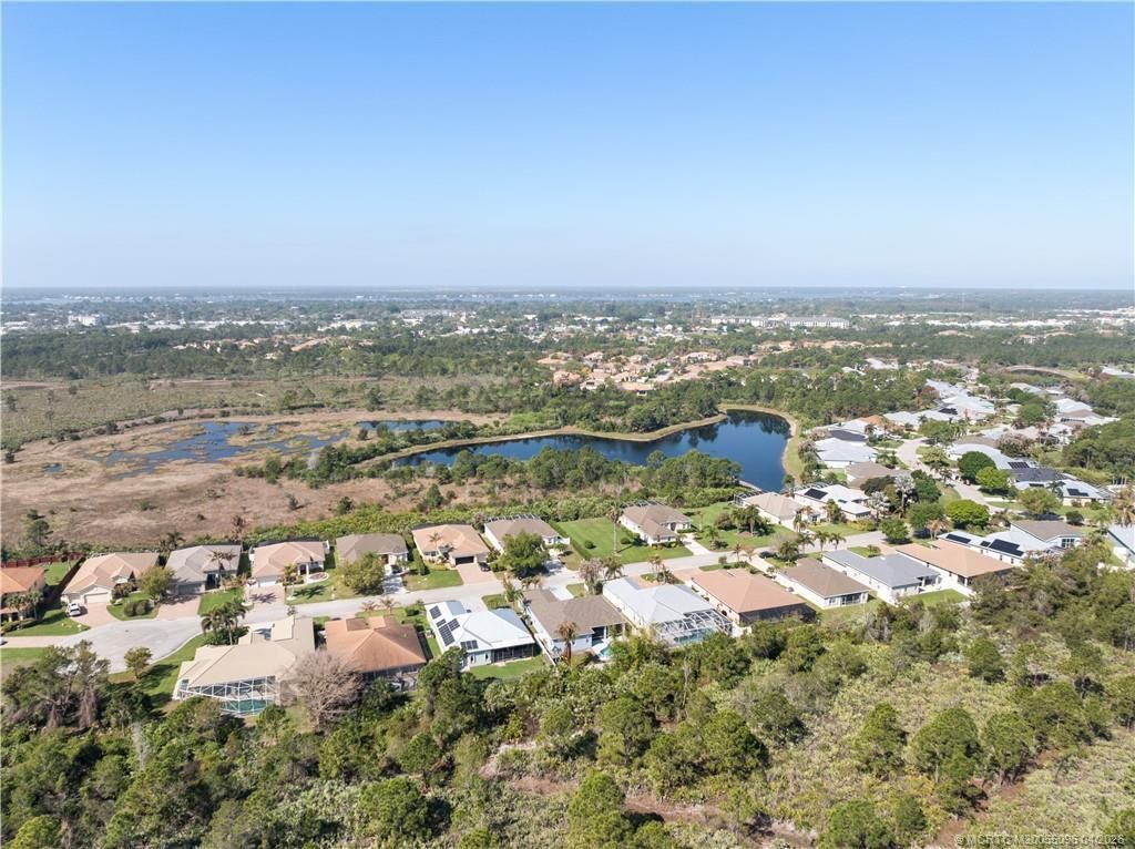 445 NW Sunflower Place, Jensen Beach, FL 34957 Photo