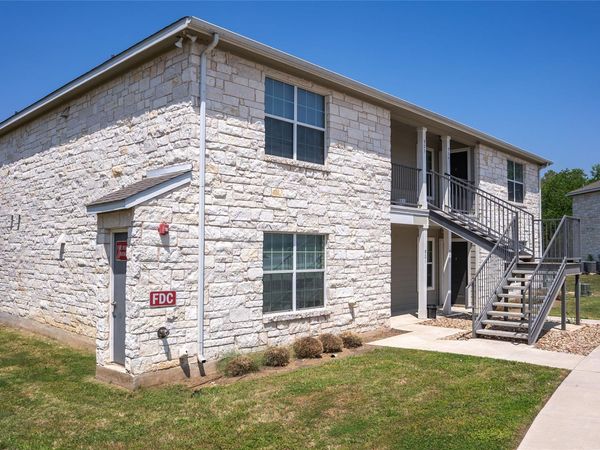 304 Stubblefield LN, Unit 903, Liberty Hill, TX 78642