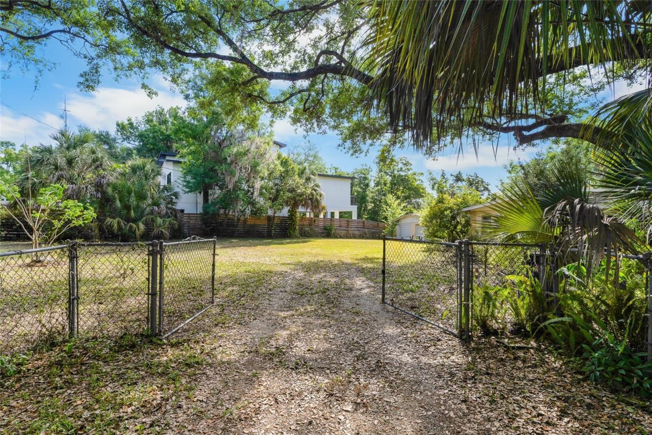 6605 N Boulevard, Tampa, FL 33604 Photo