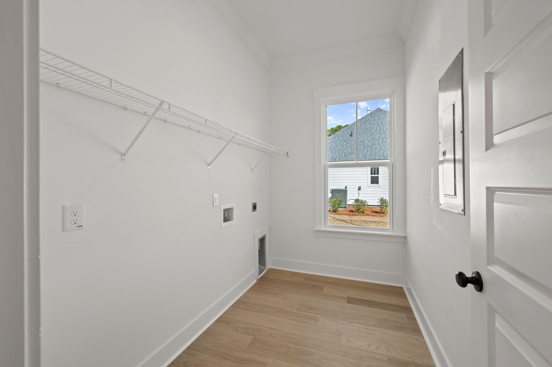 92 Duany Dr. Photo 5