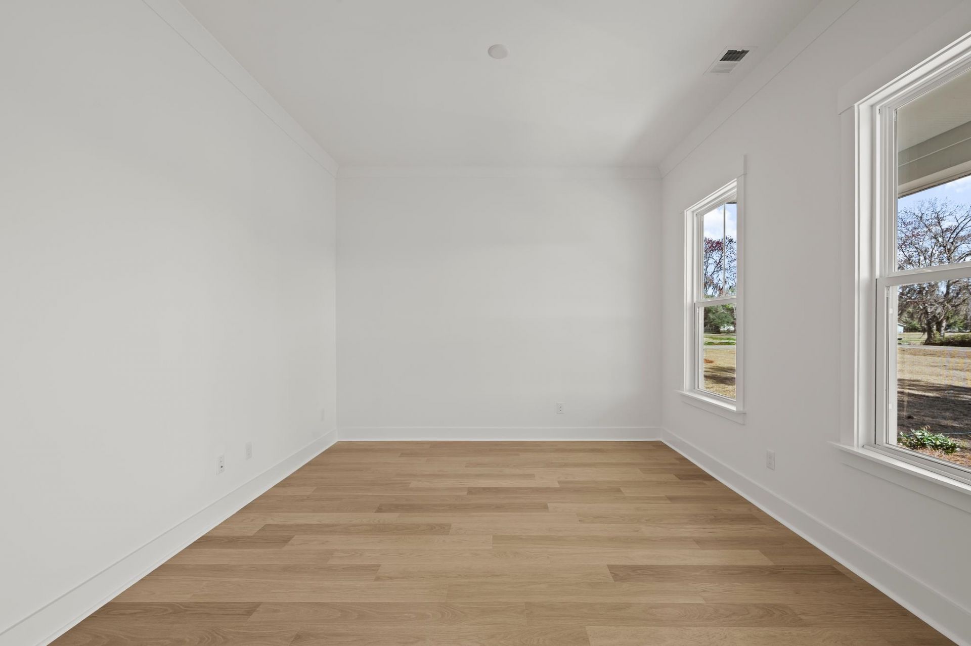 92 Duany Dr. Photo 5