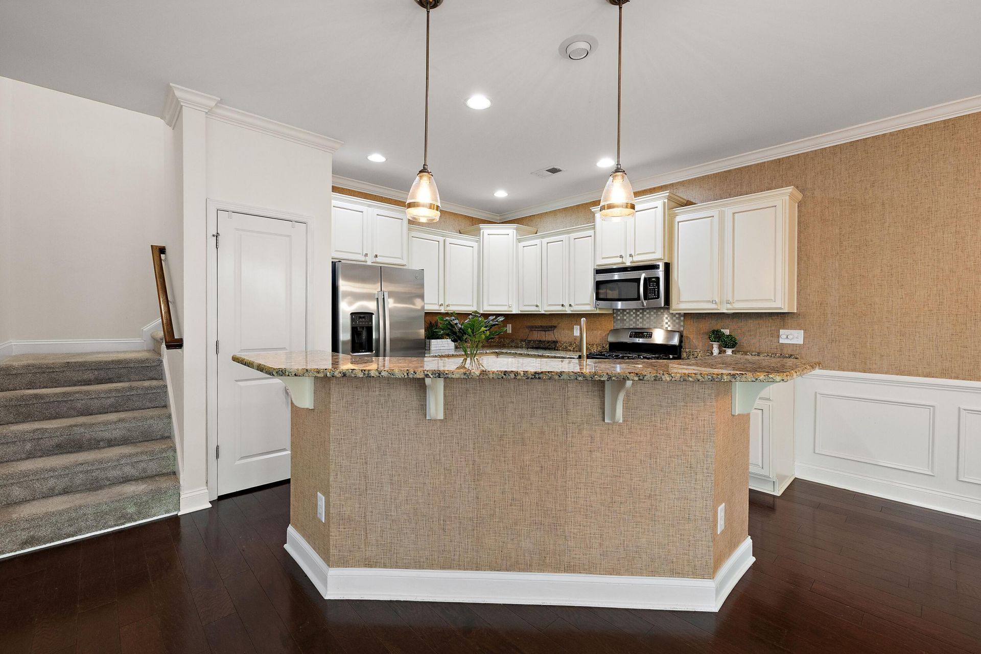 2040 Promenade Court Photo 15