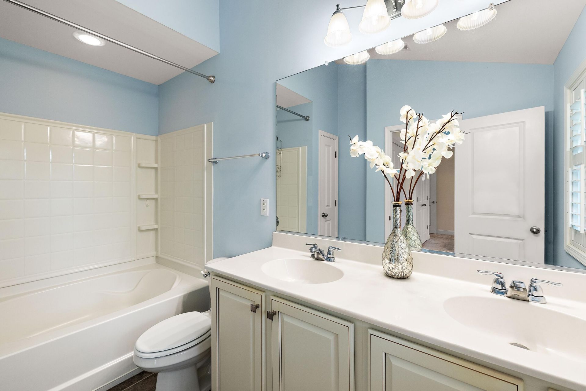 2040 Promenade Court Photo 24