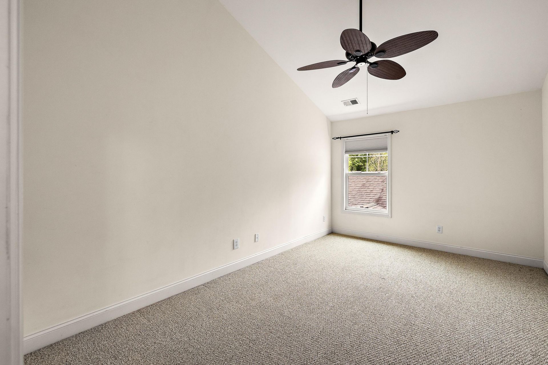 2040 Promenade Court Photo 26