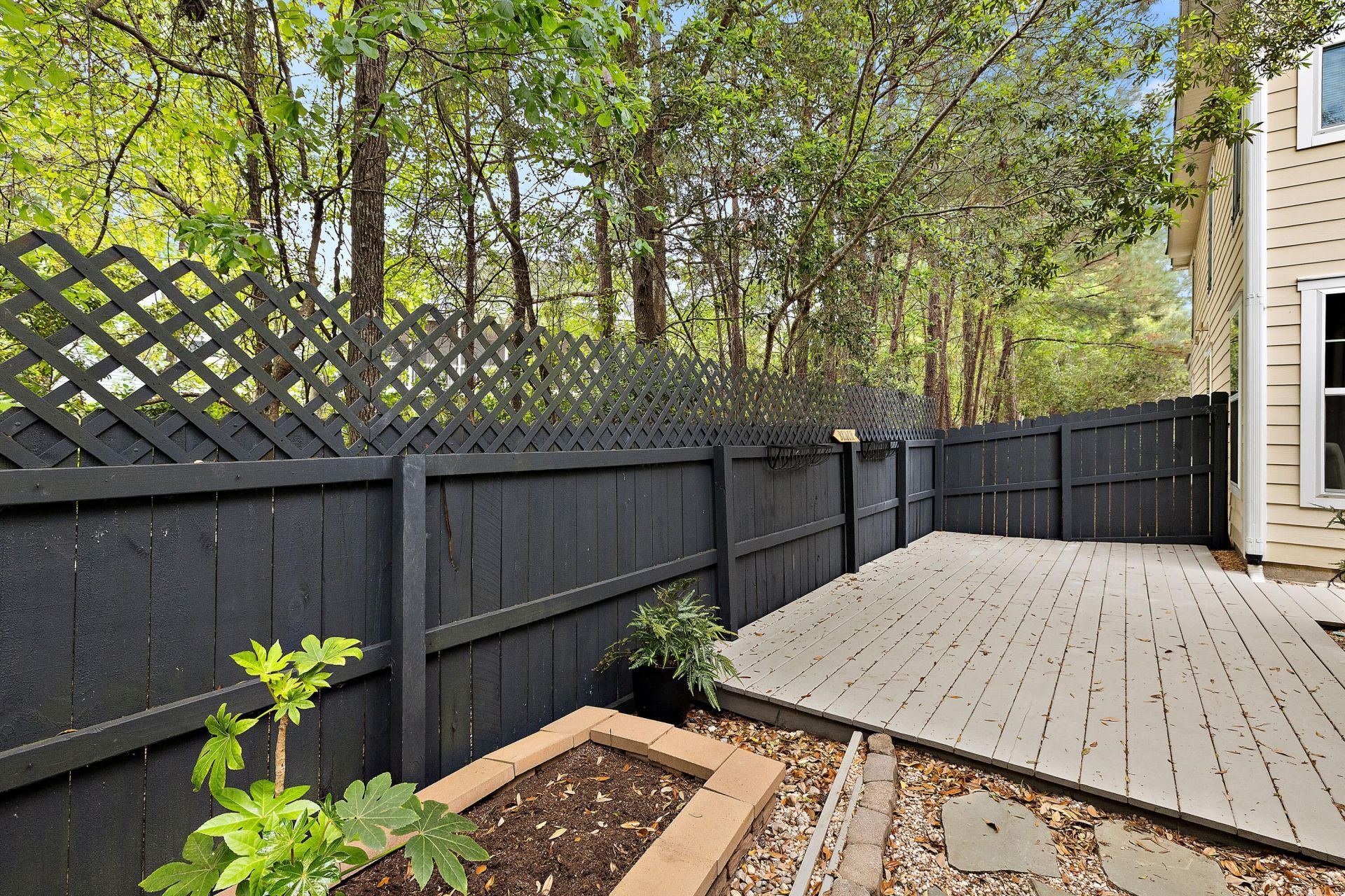 2040 Promenade Court Photo 34