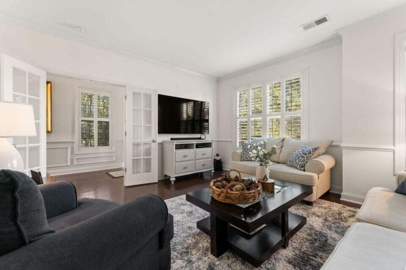 2040 Promenade Court Photo 6