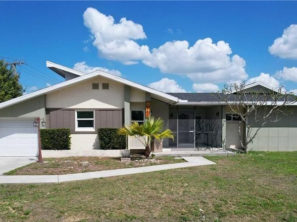 8512 Chatham ST, FORT MYERS, FL 33907