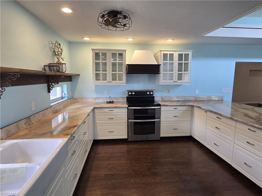 8512 Chatham St, Fort Myers, FL 33907 Photo