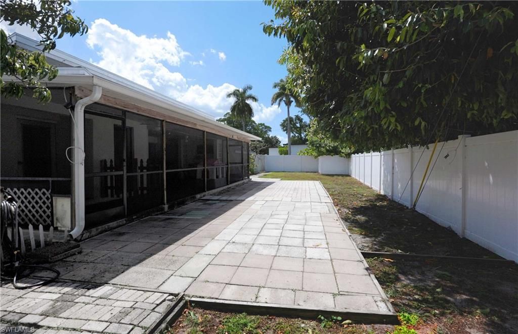 8512 Chatham St, Fort Myers, FL 33907 Photo