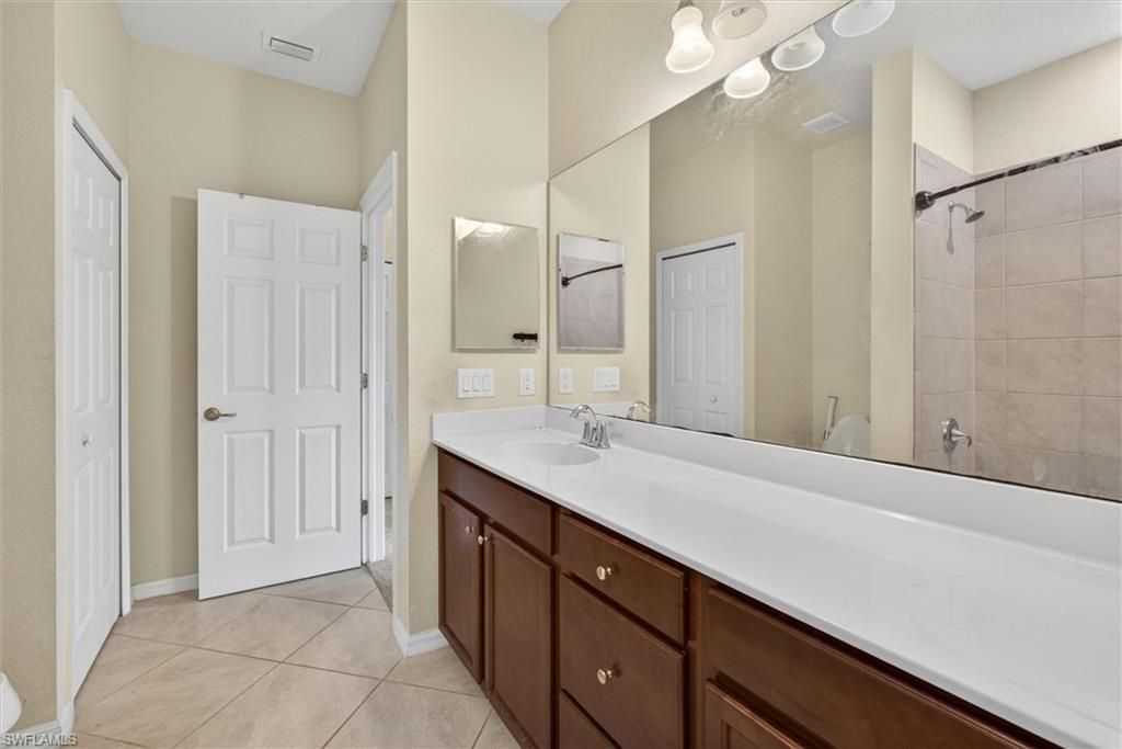 10285 Via Colomba Cir, Fort Myers, FL 33966 Photo