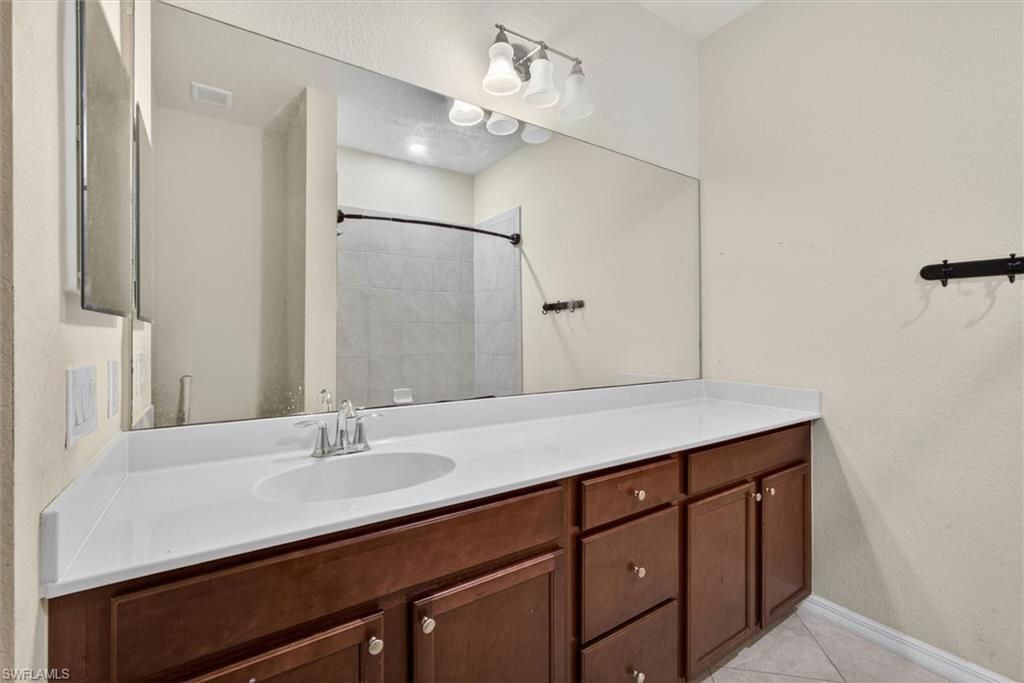 10285 Via Colomba Cir, Fort Myers, FL 33966 Photo