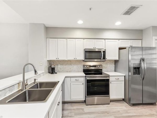 16450 Millstone CIR, Unit 105, FORT MYERS, FL 33908