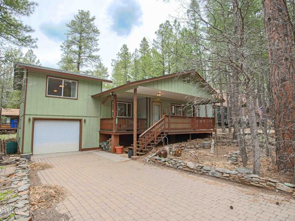 1390 E LOBO Lane, Munds Park, AZ 86017