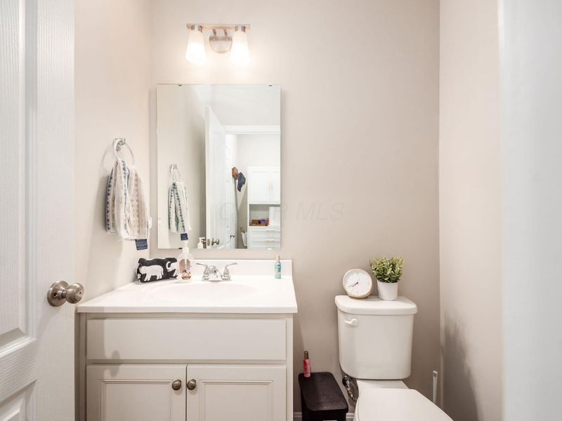 8154 Cherry Birch Drive, Tipp City, OH 45371 Photo 13