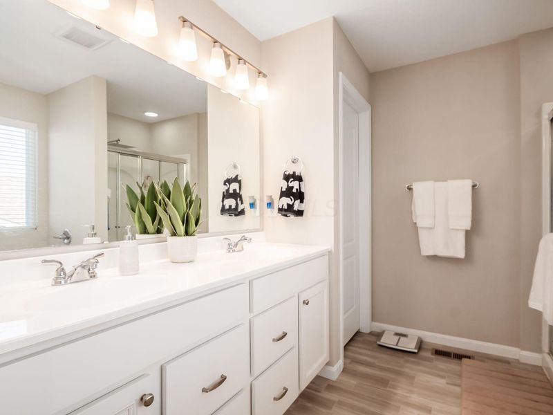 8154 Cherry Birch Drive, Tipp City, OH 45371 Photo 19