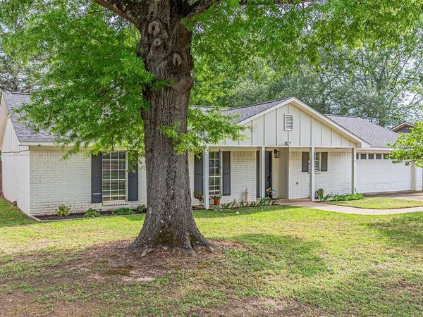 134 Park Drive, Longview, TX 75601