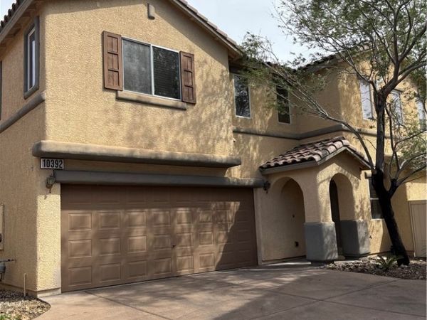 10392 Lady Angela Street, Las Vegas, NV 89183