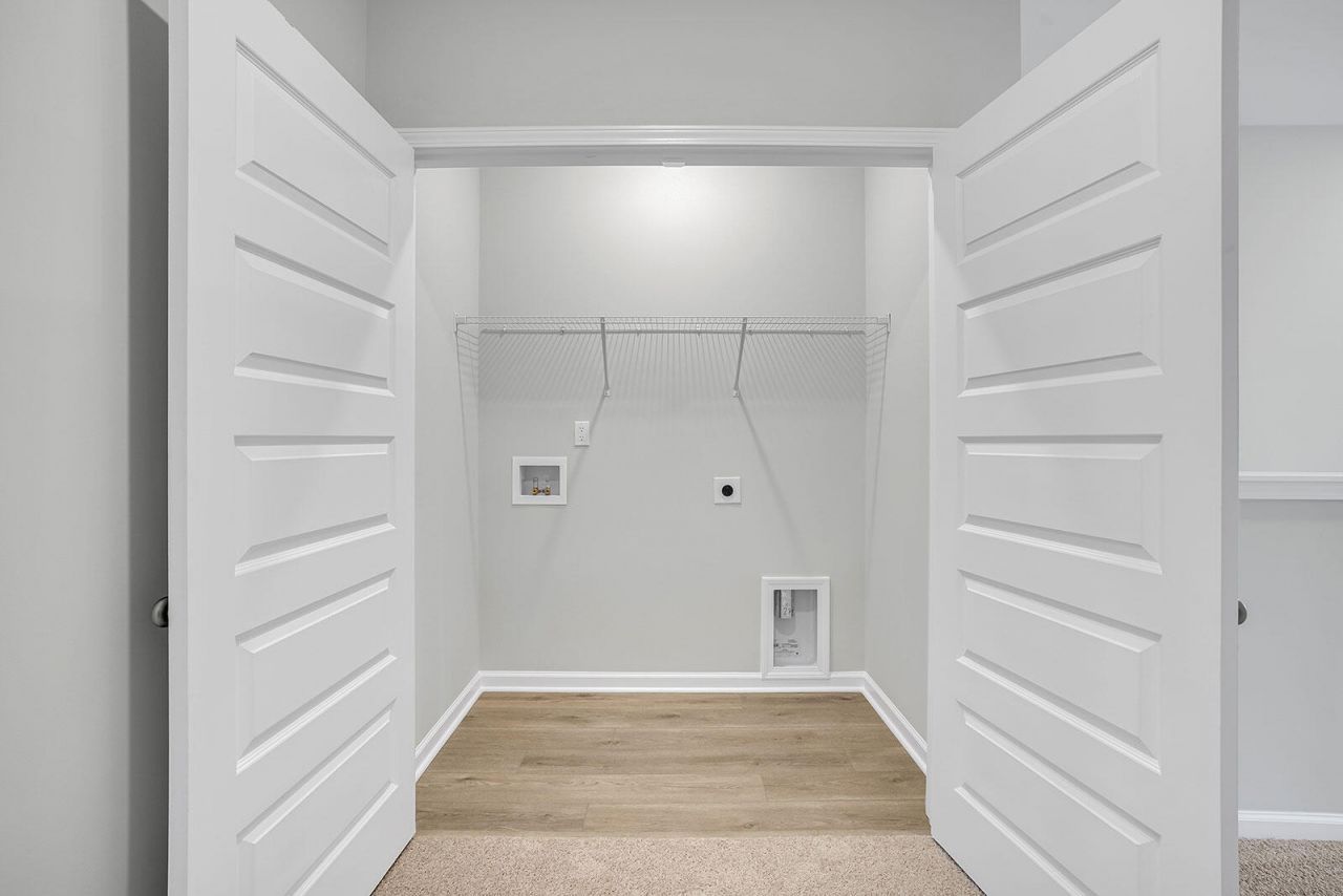 114 Dahlberg Street Photo 12