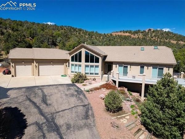 16292 Cala Rojo Drive, Colorado Springs, CO 80926
