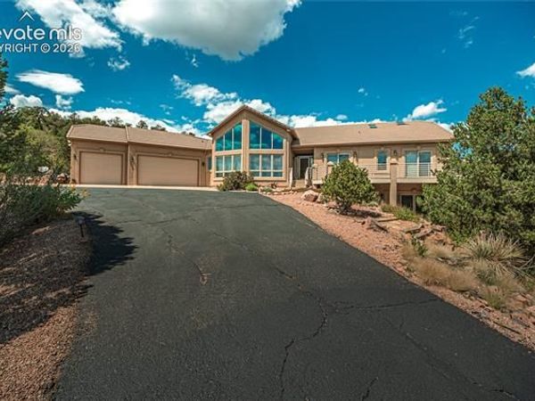 16292 Cala Rojo Drive, Colorado Springs, CO 80926