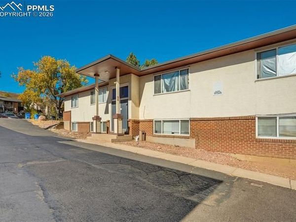 2921 Straus Lane, Colorado Springs, CO 80907