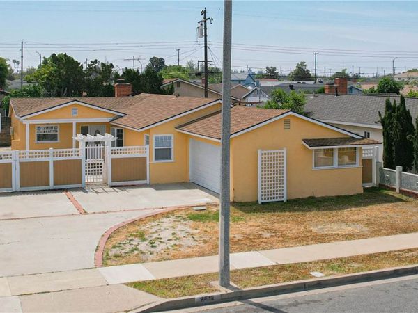 2432 W Rainbow Avenue, Anaheim, CA 92801