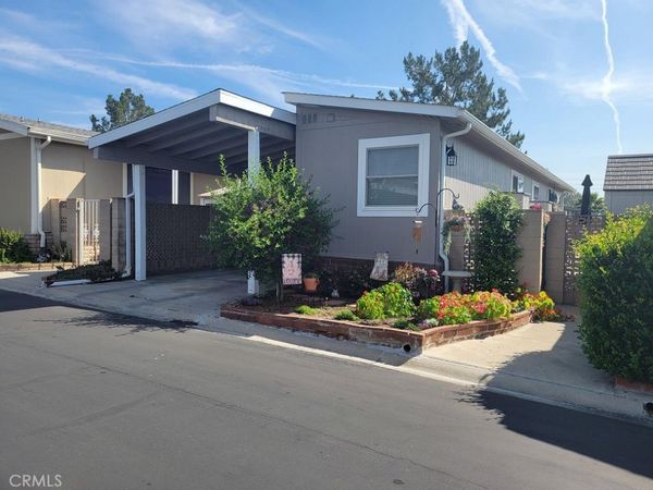 736 Terrace Lake Drive, Unit 324, Brea, CA 92821