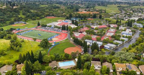 3220 Camelot Dr, Rocklin, CA 95765 Photo