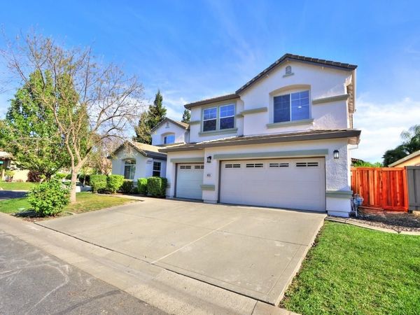 451 Hawkcrest Cir, Sacramento, CA 95835