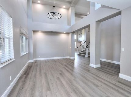 451 Hawkcrest Cir, Sacramento, CA 95835 Photo