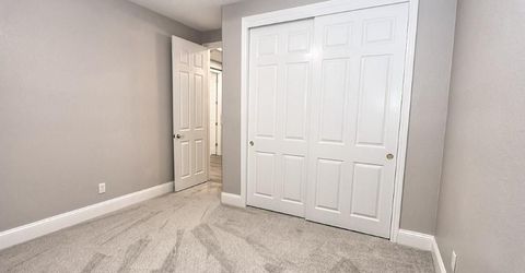 451 Hawkcrest Cir, Sacramento, CA 95835 Photo