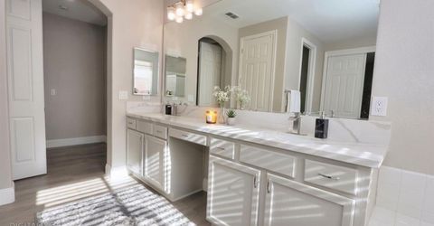 451 Hawkcrest Cir, Sacramento, CA 95835 Photo