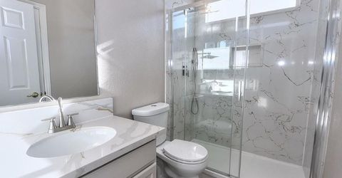 451 Hawkcrest Cir, Sacramento, CA 95835 Photo