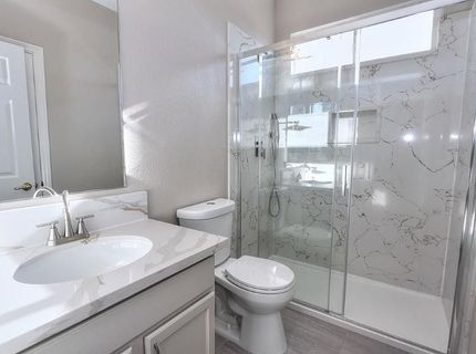 451 Hawkcrest Cir, Sacramento, CA 95835 Photo