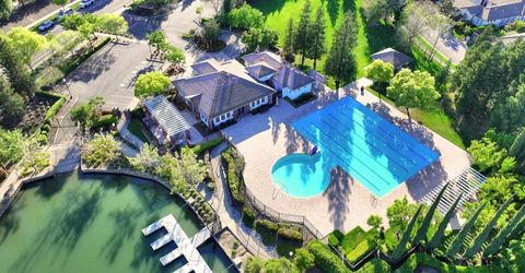 451 Hawkcrest Cir, Sacramento, CA 95835 Photo