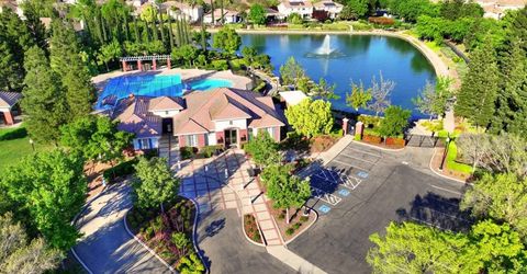 451 Hawkcrest Cir, Sacramento, CA 95835 Photo