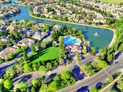 451 Hawkcrest Cir, Sacramento, CA 95835 Photo