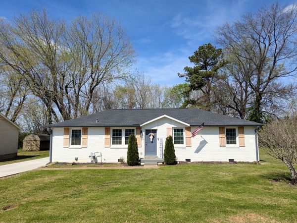 617 Skyline Dr , Columbia, TN 38401