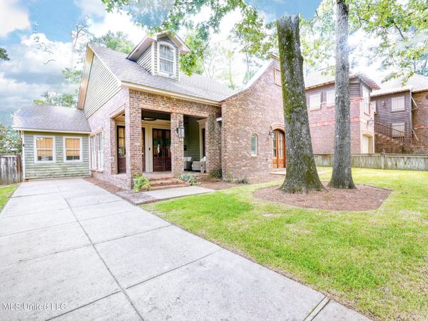 1612 E Northside Dr Drive, Jackson, MS 39211