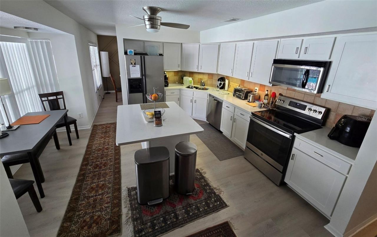 8629 Granada Boulevard, Orlando, FL 32836 Photo